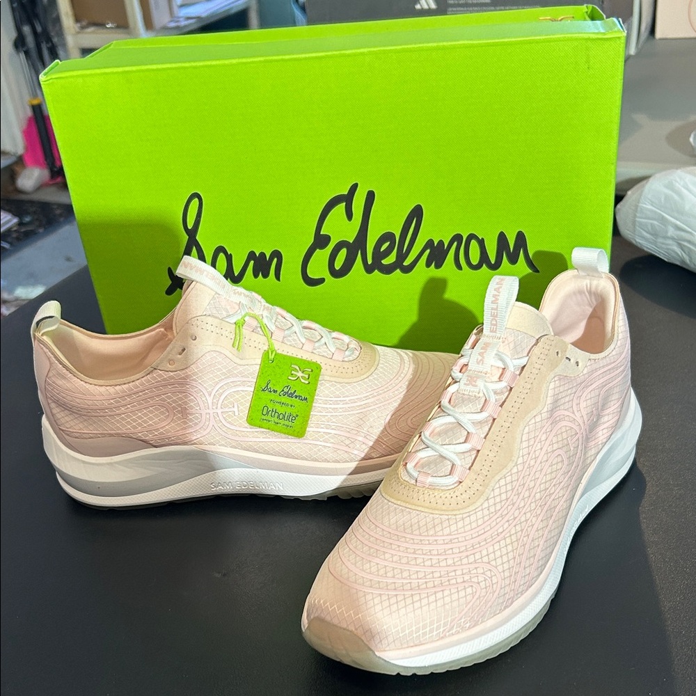 Sam Edelman Pale Pink Women’s Lightweight Sneakers